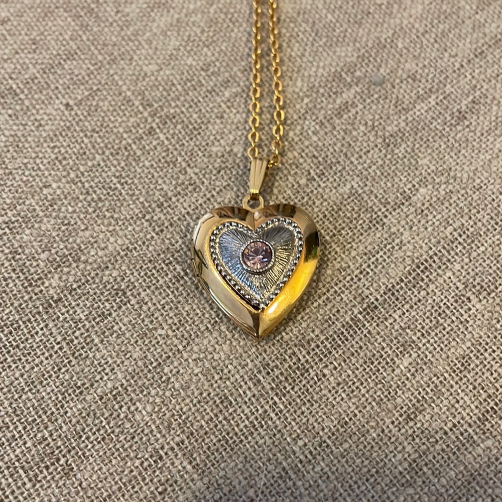 Vintage gold tone locket